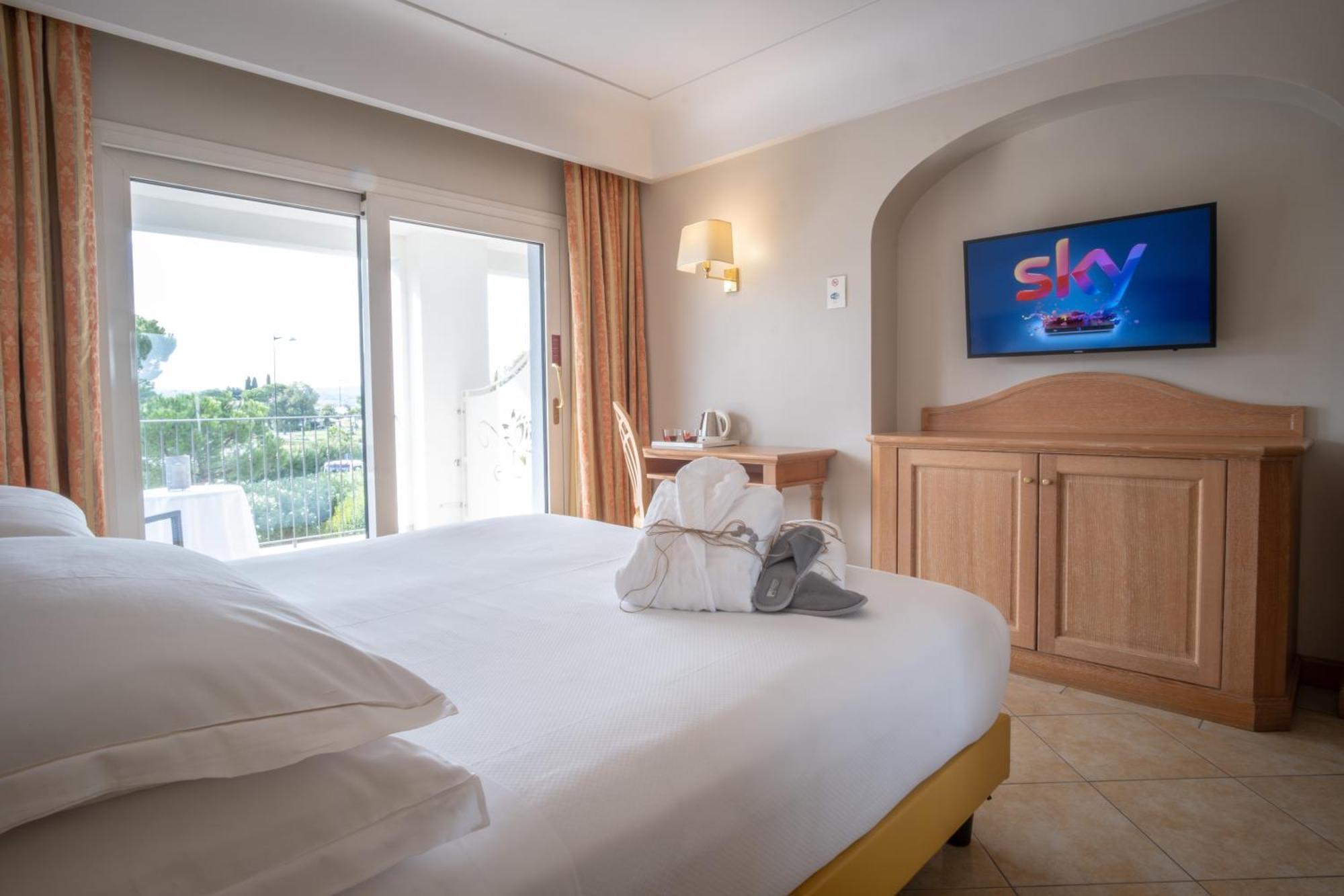 Palace 4*